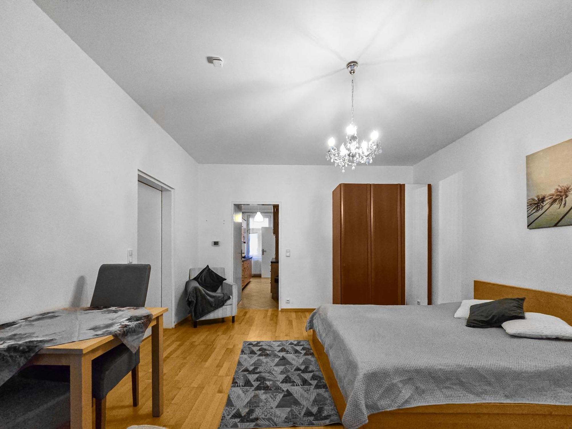 Three-Bedroom, Three King-Size Bed Retreat Wien Exteriör bild