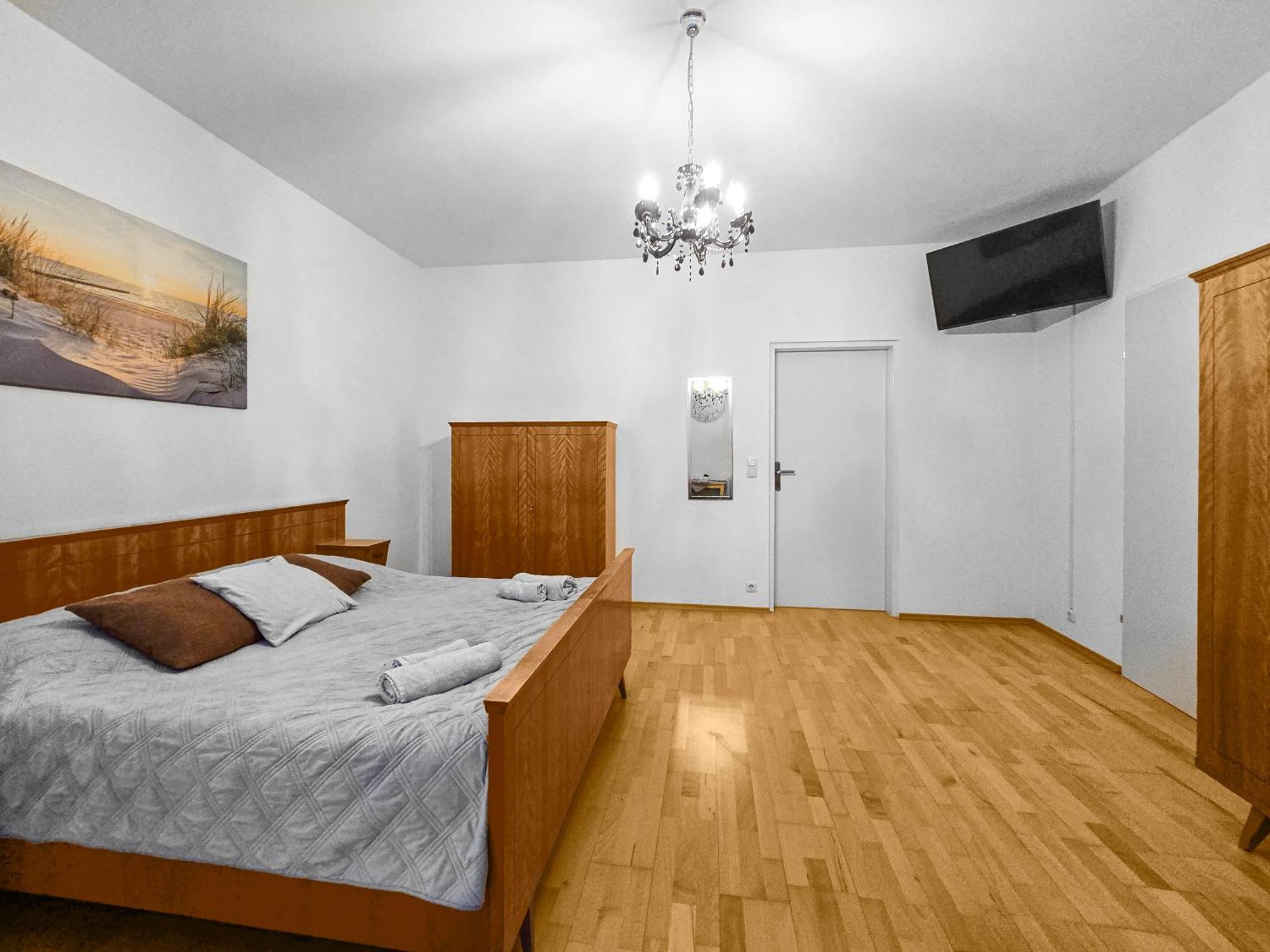 Three-Bedroom, Three King-Size Bed Retreat Wien Exteriör bild