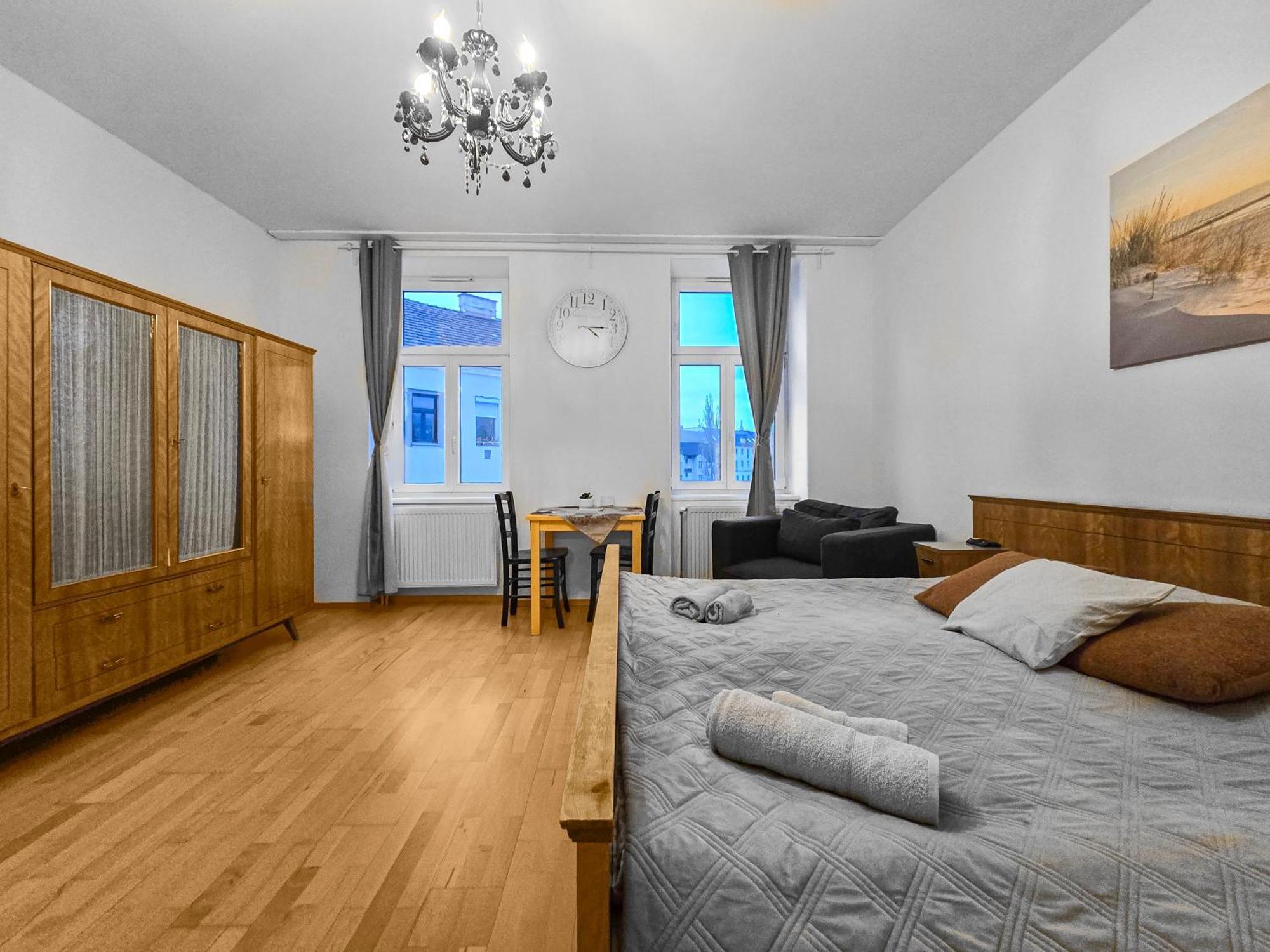 Three-Bedroom, Three King-Size Bed Retreat Wien Exteriör bild